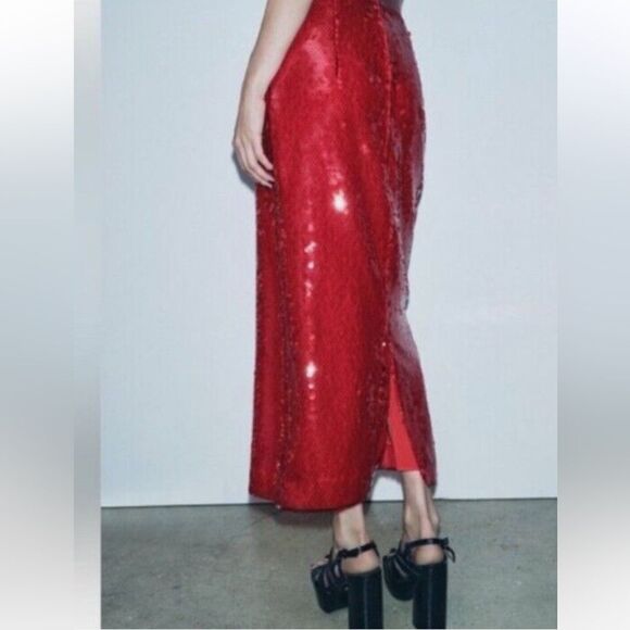 ZARA ZW COLLECTION RED SEQUIN SKIRT - Picture 10 of 16
